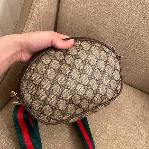 Authentic vintage Gucci GG canvas crossbody bag 007.983.1113 (F1025) - Picture 8 of 15